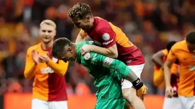 Galatasaray da iz bırakan yıldız isimden veda