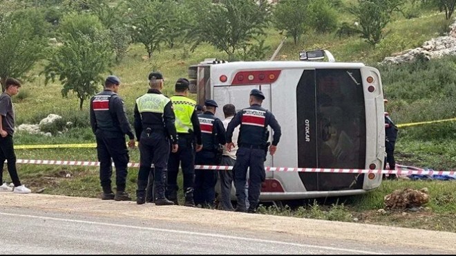 Gaziantep te feci kaza: Astsubay öldü, 17 yaralı