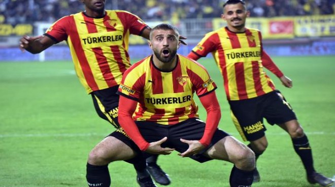 Göztepe'de Alpaslan Öztürk kalacak