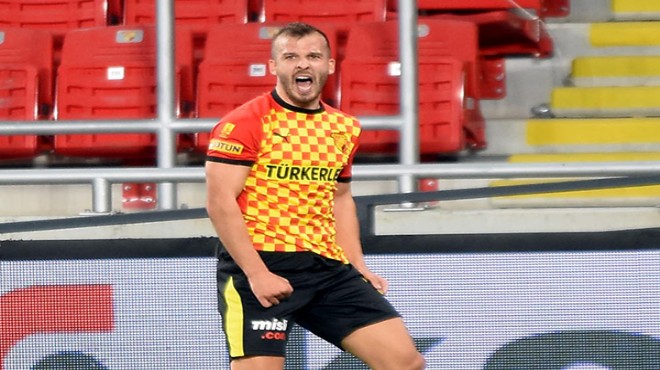 Göztepe'de Tripic'le yollar ayrıldı