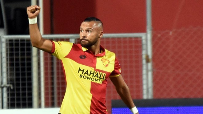 Göztepe'de Yasin göz kamaştırıyor!