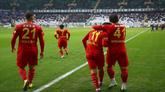 Göztepe den deplasmanda 3 gollü galibiyet!