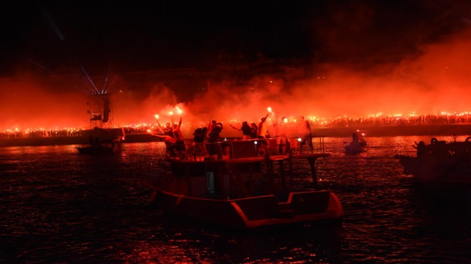 Göztepe'den görkemli kutlama