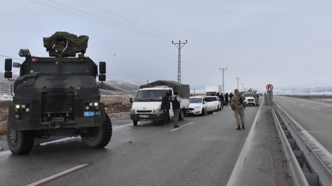 Gümrük müdürlüğü aracına roketli saldırı: 1 şehit