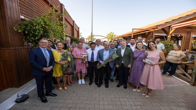 Gurur günü: Bademler'in çiçekleri Royal Flora Holland'da vitrine çıktı!