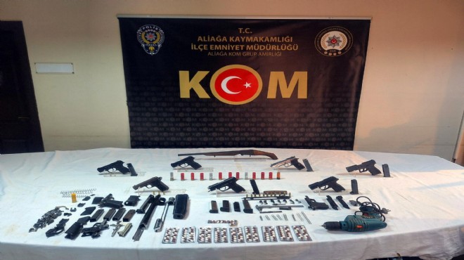 Hem kaçakçı hem zehir taciri: İzmir deki operasyonda 7 tutuklama!