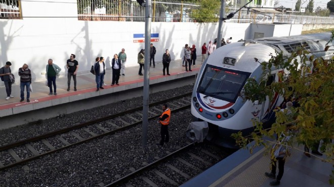 İZBAN'da korkunç son: Ölüme atladı!