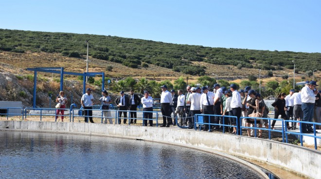 İZBAŞ ın arıtma tesisini tanıttı