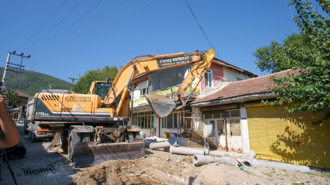 İZSU'dan Menderes'te altyapı neşteri!