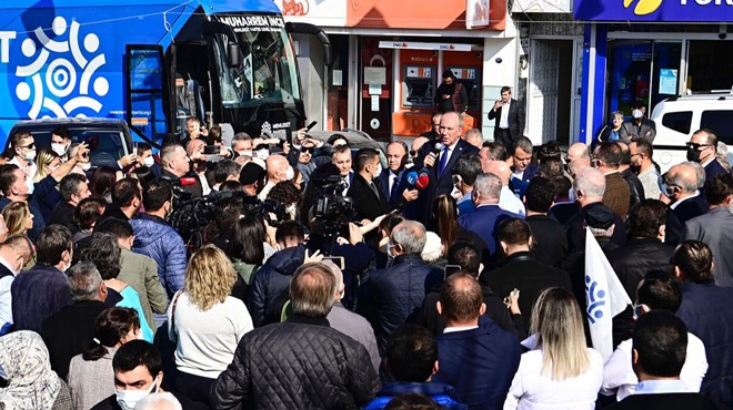 İnce'den İzmir'de çifte açılış: Muhafelete mesaj, CHP'ye 'Menemen' eleştirisi!