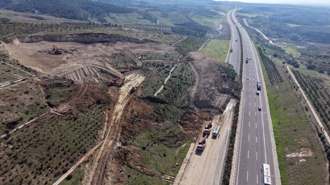 İstanbul-İzmir Otoyolu nda heyelan mesaisi sürüyor