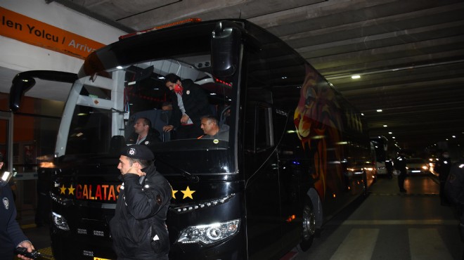 İstanbul a kar seti: Galatasaray derbiye İzmir de hazırlanacak!