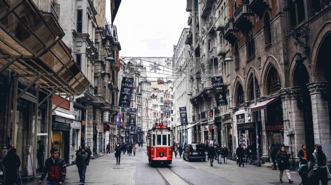 İstiklal Caddesi nde yeni önlemler alındı!