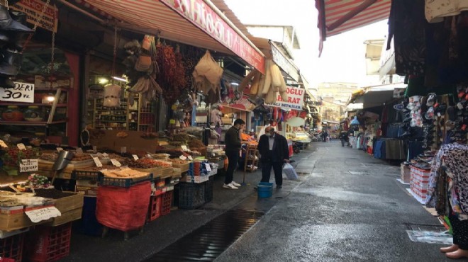 İşyerleri su basan Kemeraltı esnafından İZSU ya tepki