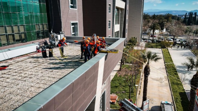 İzmir Bölge Adliye Mahkemesi’nde nefes kesen tatbikat