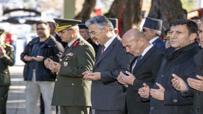 İzmir Çanakkale Şehitleri'ni andı