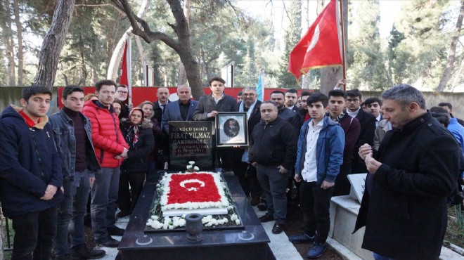 İzmir Fırat Çakıroğlu nu andı