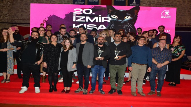İzmir Kısa Film Festivali nde  Altın Kedi  ödülleri sahiplerini buldu
