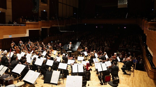 İzmir, baharı sanatla karşılıyor