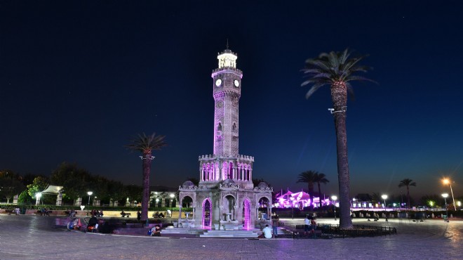 İzmir'da çağın hastalığına karşı farkındalık: Saat Kulesi mora büründü