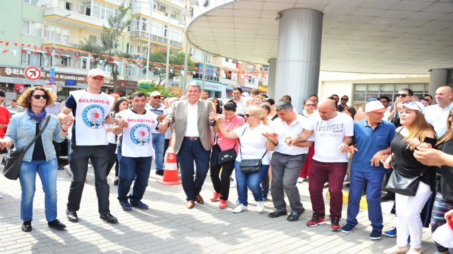 İzmir'de 1 Mayıs coşkusu: Başkanlar ve emekçiler tek yürek!