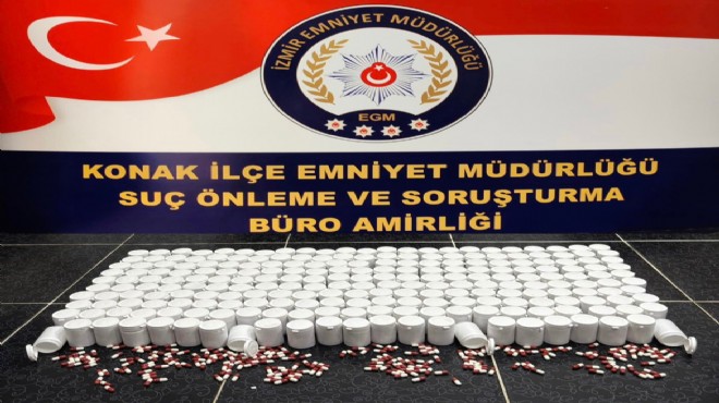 İzmir de 10 adrese eş zamanlı baskın: Zehir tacirlerine darbe!