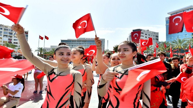 İzmir de 19 Mayıs coşkusu