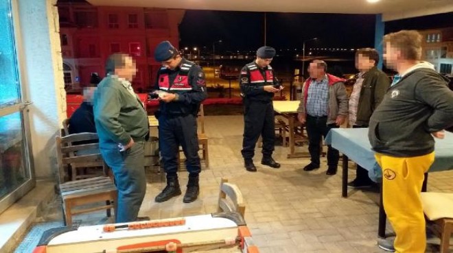 İzmir'de 46 kişiyle kumar cezası!