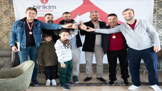 İzmir de  Benim Biricik Ailem Kampı 