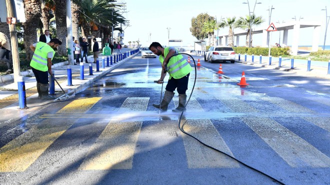 İzmir de Büyükşehir den trafik çizgileri yenilemede örnek uygulama