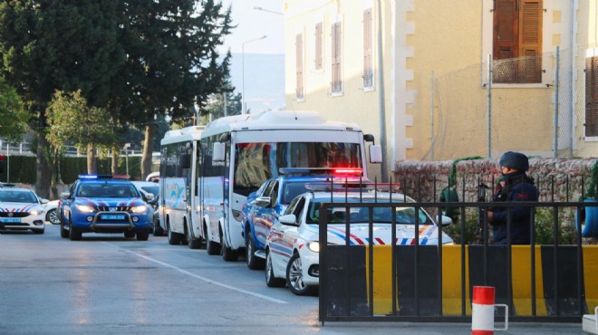 İzmir de FETÖ den 15 şüpheli adliyede!