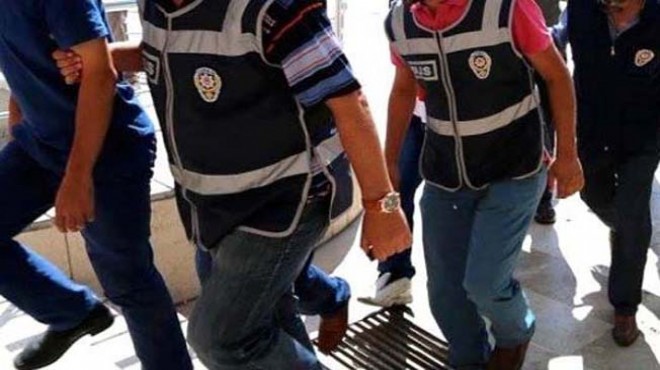 İzmir'de FETÖ'den 35 tutuklama!