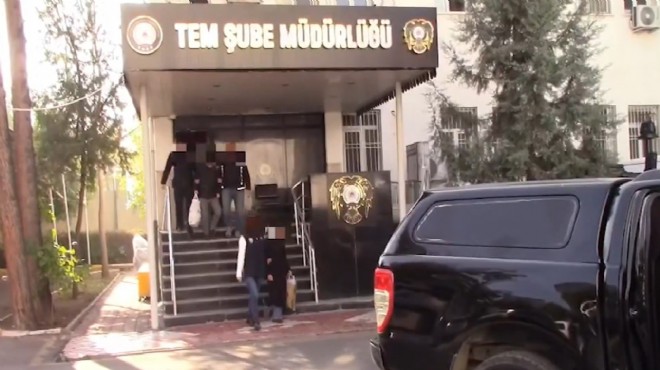 İzmir de FETÖ nün mahrem yapılanmalarına baskın!