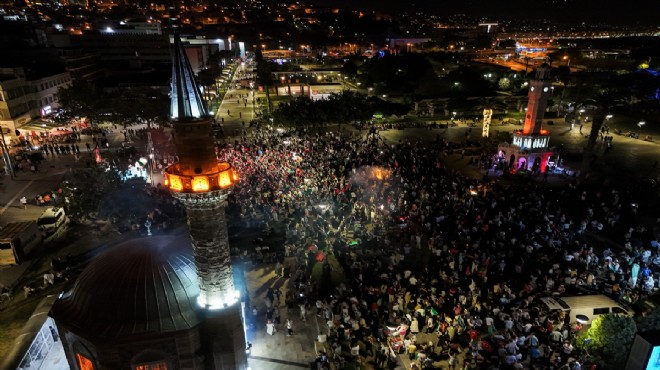İzmir de  Gazze İçin Ses Ver  yürüyüşü!