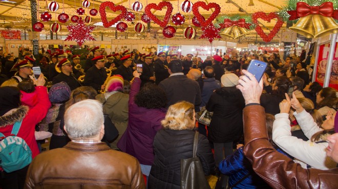 İzmir'de 'Hediye Fest' coşkusu