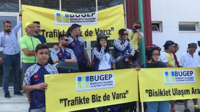 İzmir'de 'Trafikte biz de varız' etkinliği