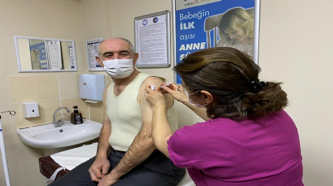 İzmir de aşı raporu: Kaç bin doz yapıldı?