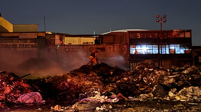 İzmir de  atık yığınında yangın paniği