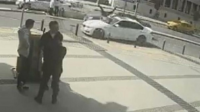 İzmir de aynı noktada 1 saat arayla 2 kaza: 2 yaralı