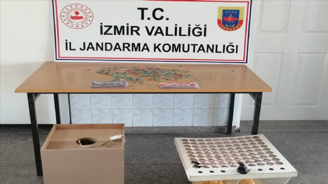 İzmir'de dernek binasına kumar baskını!