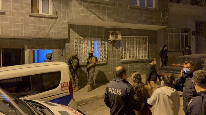 İzmir'de dehşet anları: Çocuklarını ve eşini bıçakla rehin aldı!