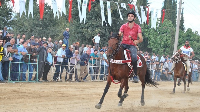 İzmir de dört nala heyecanda feci kaza!