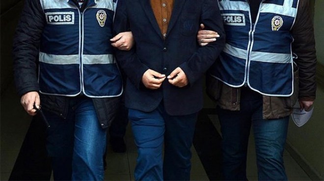 İzmir de eski emniyet müdürüne FETÖ gözaltısı