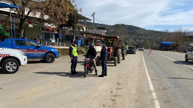 İzmir'de huzur ve güven uygulaması: 256 sürücüye ceza!