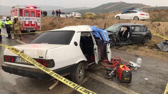 İzmir'de korkunç kaza: 3 ölü, 3 yaralı!