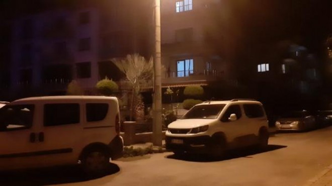 İzmir'de kan donduran cinayet: Eşini 7 kez sırtından bıçakladı, boğazını da kesti!