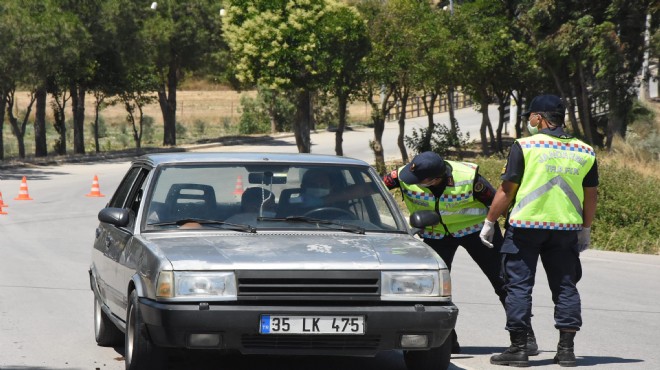 İzmir de  kısıtlama altındaki  mahallede son durum: Vaka sayısı kaça çıktı?