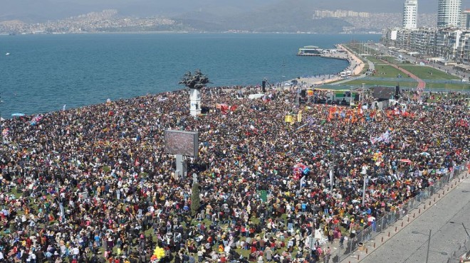 İzmir'de nevruzun adresi Gündoğdu