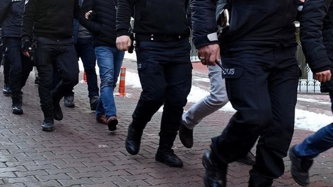 İzmir'de operasyon: FETÖ zanlıları bot beklerken yakalandı!