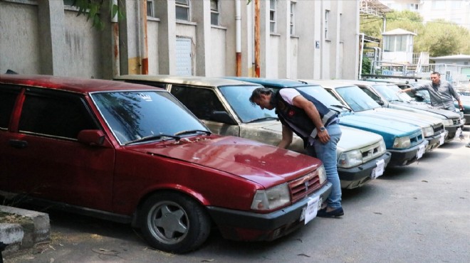 İzmir de oto hırsızlığı çetesine darbe: 18 gözaltı!